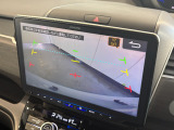 バックギアに入れるだけで自動でリヤカメラに切り替わります!車庫入れやバックが苦手な方にオススメ!