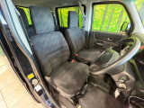 運転席シート廻りは使用感も少なく、良好な状態となっています。丁寧に使われていたことがよくわかりますね。