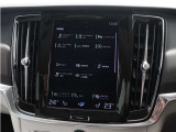 「レーンキーピングエイド」「パークアシスト」など枚挙に暇がないボルボの予防安全装備群。各種設定をワンタッチで操作可能です。