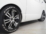 【R5年式/ワイドバンディーゼル2WD/両側小窓付き/11インチナビ】大容量スペース!【全国納車可能】