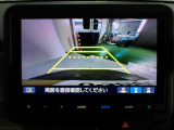 バックも安心のリアカメラ付いています。リアカメラがあると、いつでも安全にバックできますね。死角も減ります。3ビュー切り替え、ガイド線表示なので便利です。