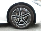 車輌に関する装備・価格等ご不明点などお気軽にお問合せ下さい。また、総額価格に関しましては車輌本体価格に納車に関わる費用等は別途料金がかかります。詳細は当店スタッフへお問い合わせ下さいませ。