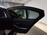 BMWプレミアムセレクション前橋では、高年式低走行モデルからMモデル、年式が経ちなかなかディーラーでは見かけないモデルまで幅広いラインナップで認定中古車を取り扱っております。品質に自信があります。