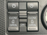 【両側パワースライドドア】スマートキーや運転席のスイッチで後席両側スライドドアの開閉が可能♪電動だから力を入れてドアを開ける必要が無く、小さなお子様でも簡単に開け閉めでき快適です♪