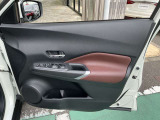自動車保険・ロードサービスJAFも取り扱っております。日産ディーラーならではの保険特典もございます。万が一事故等が発生した場合でも自動車保険資格取得担当者が誠心誠意サポート致します。