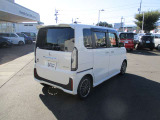 ご納車の後のお手入れが楽♪なボディーコーティングや、ガラスコーティング、下回り塩害防錆塗装などもご用意しております★お気軽にご相談下さい