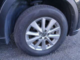 純正アルミホイ-ル付です! タイヤサイズ 225/65R17 (フロント右タイヤ)