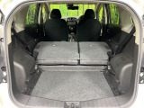 普段のお買い物や通勤、送迎等に十分な荷室スペースを確保しております。セカンドシートを倒すと、大きな荷物の積載も可能です♪