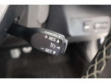 走りたいスピードでセットすれば一定速度で走行が出来るクルーズコントロール付き!高速道路でのドライブが快適になりますね♪