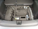 車載工具・パンク修理キットあります。