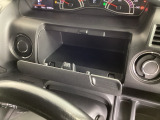 運転席側 収納