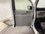 開口部が広いため、荷物を抱えた状態での乗り入れも楽に行えます。