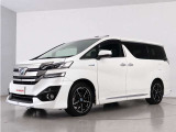 プライバシーガラス装着車両ですので、ご安心くださいませ!