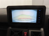 バックモニターを装備しています。車庫入れ時等に車両後方が確認出来るのでとても便利です。