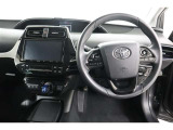 運転席のハンドル・シートは高さ調整が可能です