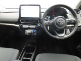 ぜひ展示車の運転席に座ってみてください。