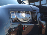 LEDヘッドライトを装備しています。フロントまわりのデザインです。