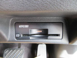 高速道路必須アイテムのETC装備です。最近はスマートインターチェンジも増えてきたので便利ですね。