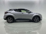 一目でわかる品質表示。厳しいチェックをクリアした高品質車両を揃えています。