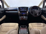 見通しのよいすっきりとした視界で、誰でも運転しやすいです。運転のしやすさは疲れにくさにも繋がりますよ♪