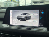 ナビゲーションをはじめ、オーディオ&ビジュアルや車両に関する情報などを集約。すべての操作を大型タッチパネル・ディスプレイで直感的に操れるシステムです。