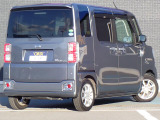 オリックス認定中古車は厳選した上質な車輌のみをお届け致します。全車にプロの職人による徹底した内外装の清掃、磨き上げ処理を施しております。