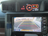 バックガイドモニターで、後方を確認しながら安心して駐車することができます。運転初心者も熟練者も必須の機能ですよ!