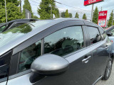 プラスチックバイザーで雨の日も車内換気で気分良くドライブ出来ます