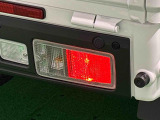 視認性に優れたスタイリッシュなクリアタイプのリヤコンビネーションランプ(LEDテール&ストップランプ)で省電力・長寿命化を実現。