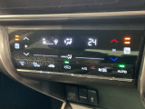 フロント両席にはシートヒーターが付いています!寒い日に便利な装備ですね。