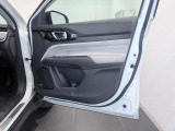 運転席ドアパネルです。