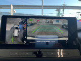 『アラウンドビューモニター』はスムーズな駐車と安全確認をサポートします。