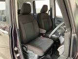 【運転席・助手席】内装ルームクリーニング済みです。しっかり綺麗にしていますので、是非、お確かめください。車に自信があるからこそ、是非一度ご来店頂き内外装も見てもらえると幸いです。