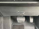 運転席二ーエアバッグです。