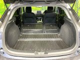 後席を格納すると、これだけの広さが!シーンに合わせたシートアレンジで、大きな荷物も積むことが出来ます♪
