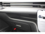 同業者様への販売はお断りさせていただきます。車検無し車両の場合は、車検を取得したお支払い総額で表示しております。