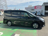 エンジンで発電してモーターだけで走るe-POWER。燃費の向上にもつながり力強くてスムースな走りです。