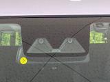 【トヨタセーフティセンス】走行中に前方の車両等を認識し、衝突しそうな時は警報とブレーキで衝突回避と被害軽減をアシスト。より安全にドライブをお楽しみいただけます。