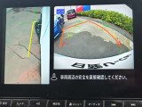 サイドブラインドモニターは「死角」となる左フロントタイヤ周りを映すので幅寄せや狭い道での運転に役立ちます!