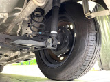 お車を安心してお乗りいただく為には、足回りの定期点検が欠かせません。サービスサポート(有償保証)では無料点検もご提供しており、安心のカーライフをお過ごしいただけるサポート体制が整っています。
