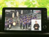 画面でテレビ番組を視聴できるので、停車中の休憩時間にも映像を楽しめます。画面表示から放送内容を確認しやすく、お出かけ先での待ち時間を過ごす際にも活用いただけます。