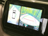 【全方位モニター用カメラ】専用のカメラにより、上から見下ろしたような視点で360度クルマの周囲を確認することができます☆死角部分も確認しやすく、狭い場所での切り返しや駐車もスムーズに行えます。