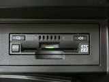 高速道路を賢く使うETC2.0装備です。高速道路とクルマが情報を連携して渋滞の迂回ルートや災害時の適切な誘導をしてくれたりします。