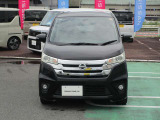 広い展示場には高品質で程度の良いお車を多数展示しておりますよ。他にもおすすめが色々ございます。