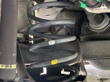 お車を安心してお乗りいただく為には、足回りの定期点検が欠かせません。サービスサポート(有償保証)では無料点検もご提供しており、安心のカーライフをお過ごしいただけるサポート体制が整っています。