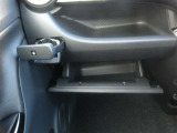 トヨタ認定中古車保証付!(1年間、距離無制限 HV車はHV保証付) 別途延長保証もご用意しております♪ ぜひ現車を確認にご来店ください