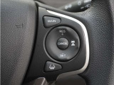 ◆アダプティブクルーズコントロール◆予め設定した車速内でクルマが自動的に加減速。前走車との適切な車間距離を維持しながら追従走行します。