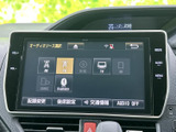 ラジオやディスク、テレビ、Bluetoothなど、利用できるオーディオソースを画面で一覧できます。使いたい音源を選びやすく、普段の移動時間に合わせて音楽やラジオを楽しめます。