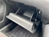 車検証入れなどを収納できるスペース!車内をスッキリまとめることができます!