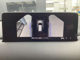 サイドカメラに切り替えると駐車時や狭い道路のすれ違いで、幅寄せ時のサイドの確認も安心です!